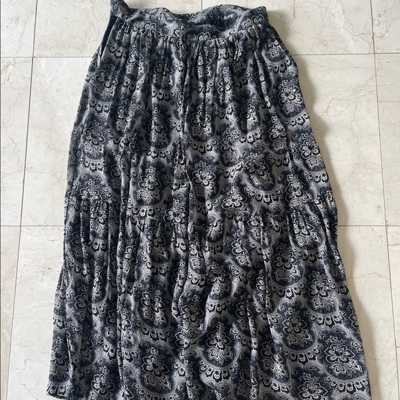 & Other Stories long Skirt - Picture 5 of 13